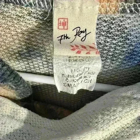 Women’s lightweight 7th Ray sweatshirt - Picture 2 of 3